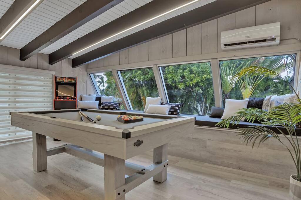 Stunning 2 Story Villa With Pool Fort Lauderdale Exterior foto