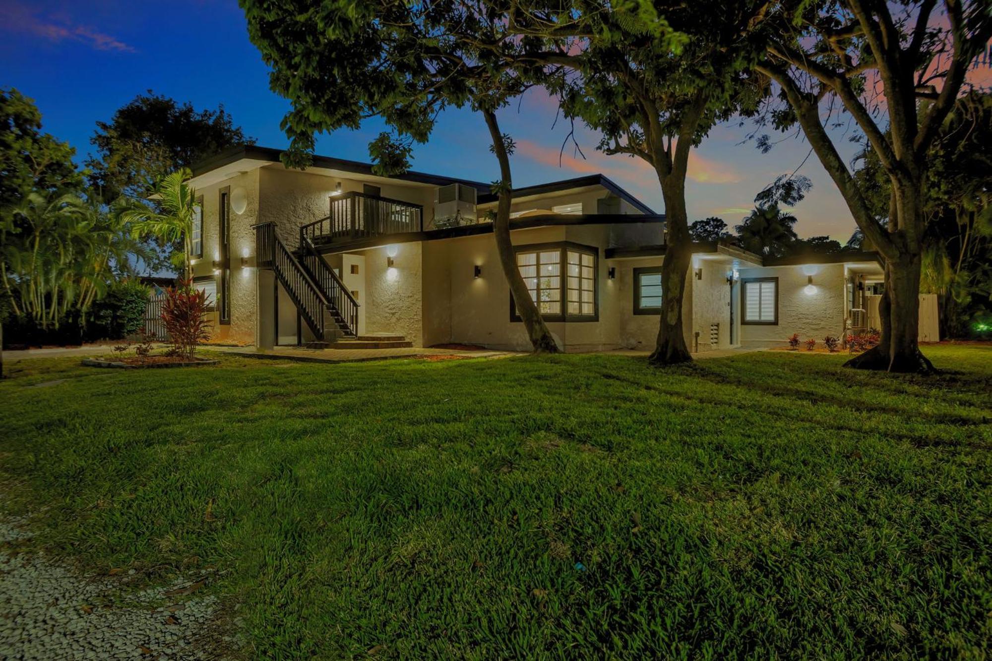 Stunning 2 Story Villa With Pool Fort Lauderdale Exterior foto